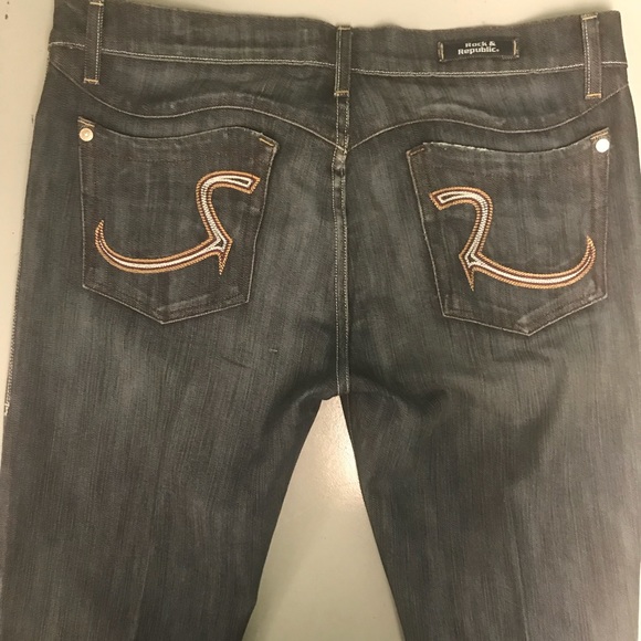 Jr’s Rock & Republic - Picture 2 of 8